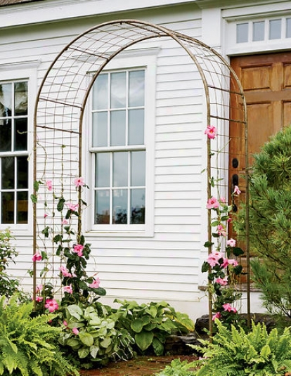 Jardin Romanesque Arch