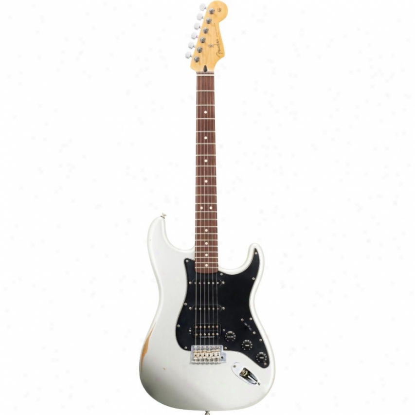 Display Model Of Fender&reg; Road Worn Player Stratocaster&reg; Hss Gjitar- Inca