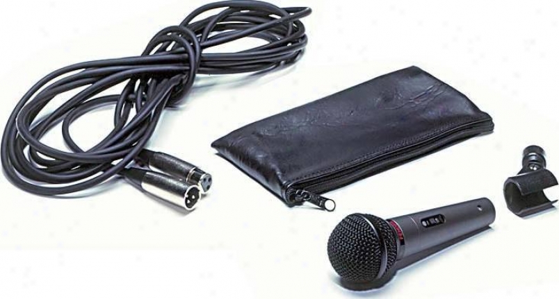 Fender&reg; High Quality, Cardioid Pattern Dynamic Microphone Kit