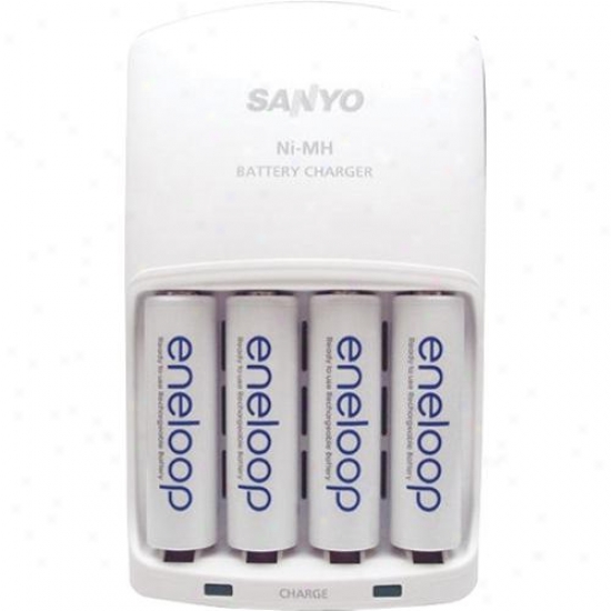 Ge/sanyo Charger With 4 Aa Precharged/rechargeable Batteries Mqn064n