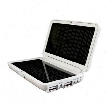 Wagan Tech Solar E Power Charger 2558