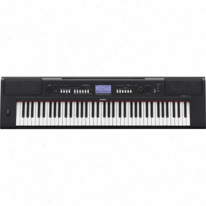 Yamaha Piaggero Np-v6O 76-key Ultra Portable Digital Piano