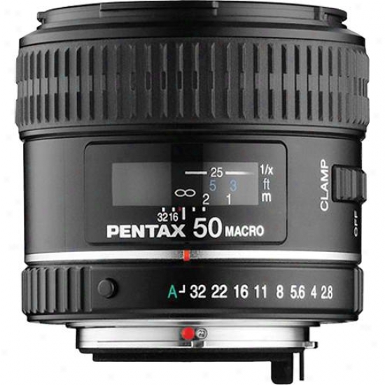 Pentax 50mm F/2.8 Smc D Fa Macro Lens