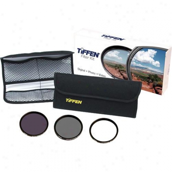 Tiffen 67mm Digital Essentials Filter Kit
