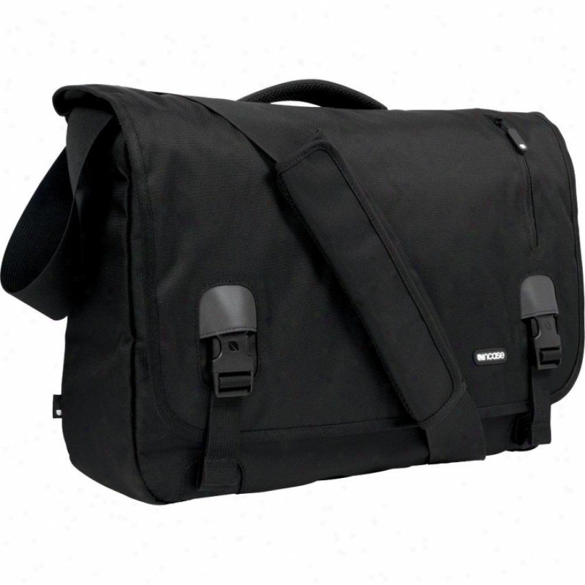 Incase Nylon Messenger - Cl55303 - Black