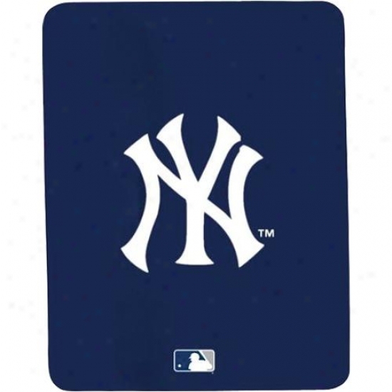 Sports Images New York Yankees Silicone Ipad Case - Ifbbnyyipad