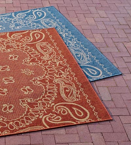 2'8&qyot; X 4'7" Outdoor Rug In Blue Or Red Bandana Design