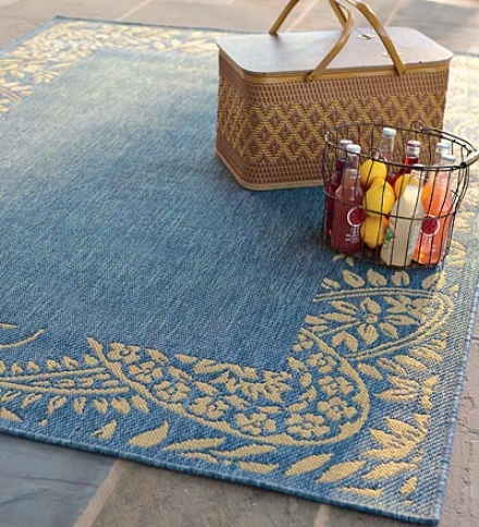 7'1" X 11'5" All-weathet Indoor/outdoor Polypropylene Four-seasons Anywhere Area Rug