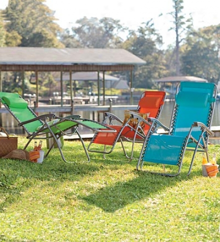 Adjustable Zero Gravity Outdoor Lawn And Beach Chair In Bright Colors