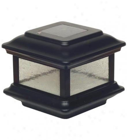 Colonial Solar-powered Fence Post Cap Light