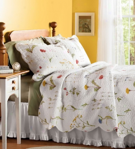 Embroidered Cotton Emily Floral Full/queen Quilt Set