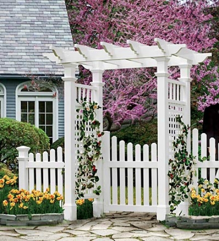 Fai5field Arbor With Trim