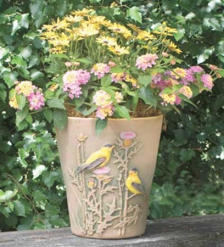 Goldfinch 10" Planter