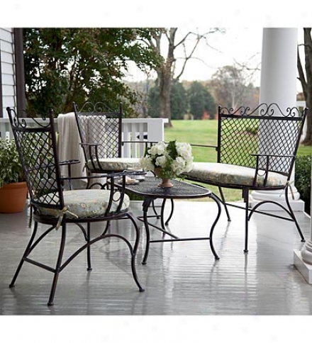 Iron Outdoor Seating Set With Cushions