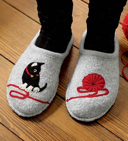 Kitty & Yarn Appliqu??d Wool Slippers