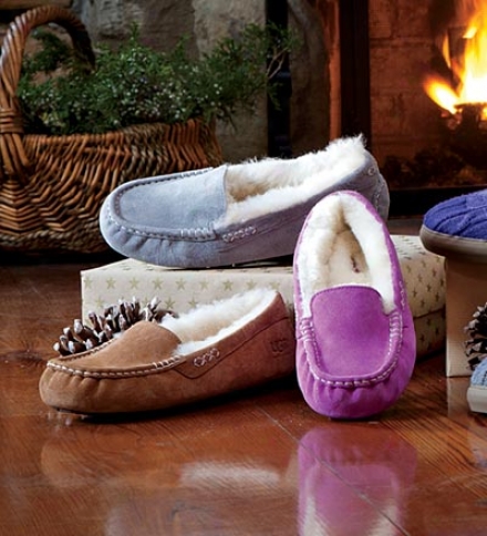 Ugg&#174; Australia Anslye Moc Slippers