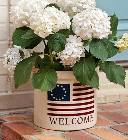 Usa-made Americana Welcome Stonewre Crock