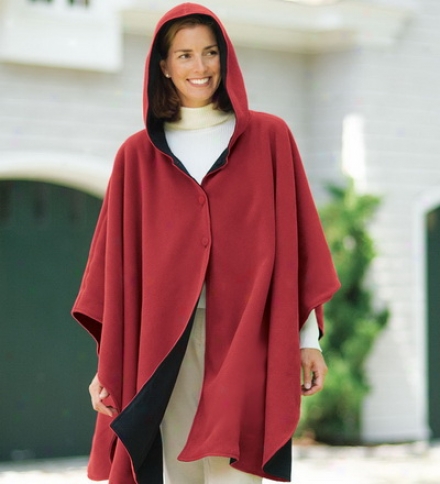 Water-repellent Reversible Fleece And Nylon Microfiber Cape By the side of Cape