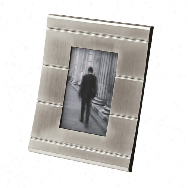 Novem - 4" X 6" Photo Frame