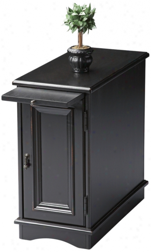 Black Licorice Chairside Chest (u4800)