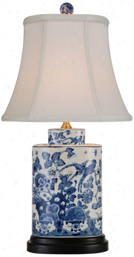 Blue And White Oval Porcelain Table Lamp (n1982)