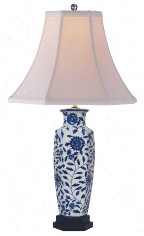 Blue And White Porcelain Slim Vase Bell Shade Table Lamp (j4929)