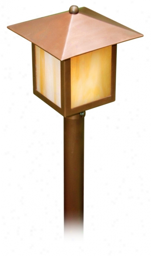 Clpper And Honey Glass Lantern 15" High Path Light (m1115)