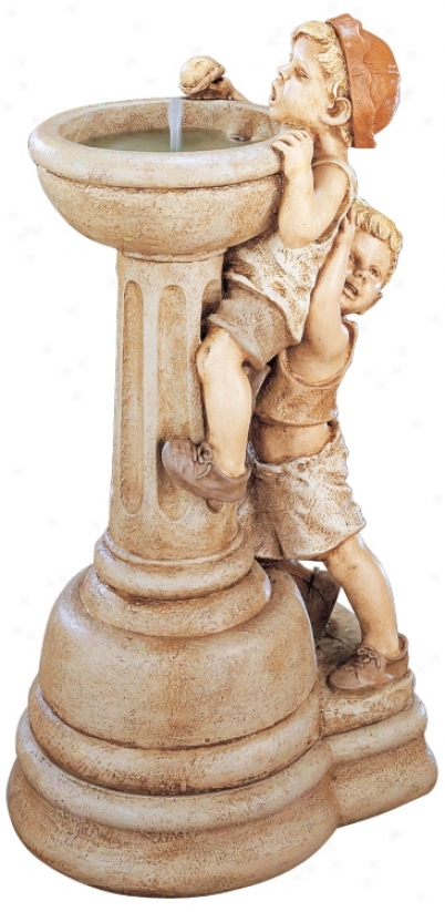 Henri Studios Willie And Wilma Outdoor Fountain (84039)