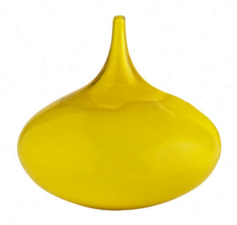 Medium Yellow Moonbeam Vase (u8226)