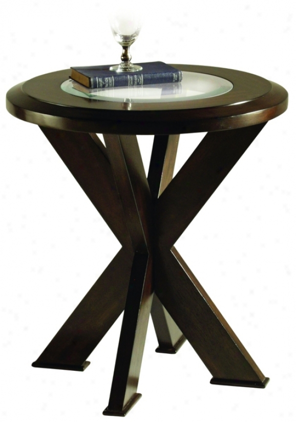 Roxboto Round Walnut End Table (h0813)