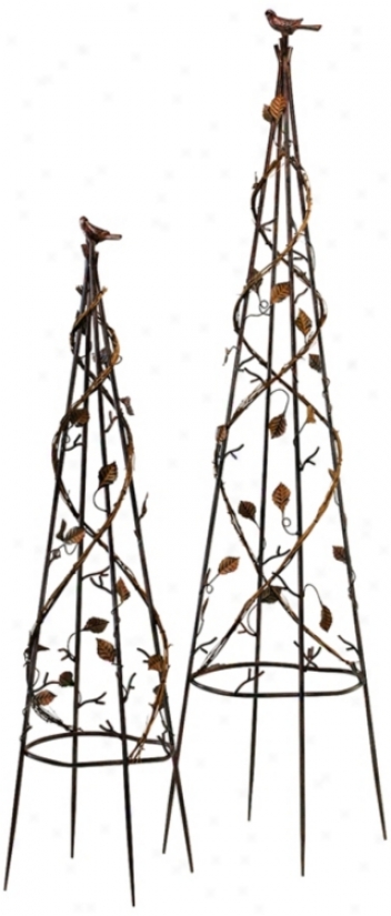 Set Of 2 Molinello Stand Garden Accents (v0923)