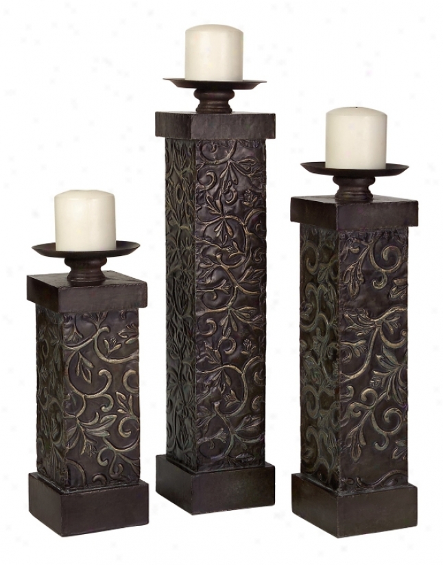 Set Of 3 Ainsley Manor Candleholders (m8429)