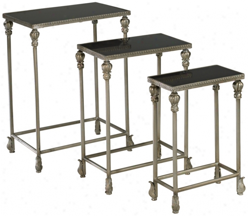 Set Of Three Livingston Nesitng Tables (n3858)