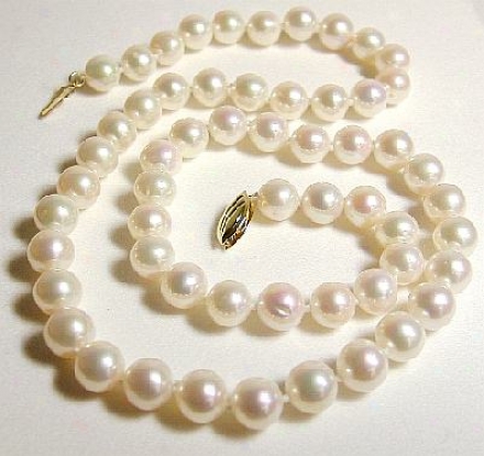 10-11mm Round Freshwater Pearl Strand