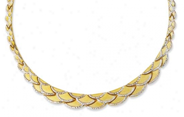 14k Two-tone Scalloped Diamond-cut Necklace - 17 Inch