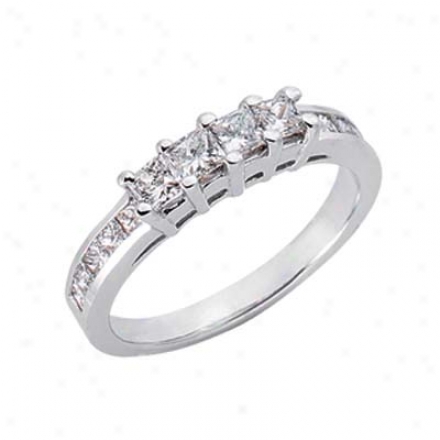 14k White 0.9 Ct Diamond Band Ring