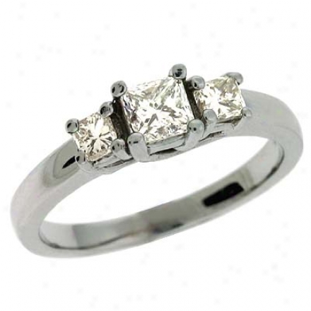 14k White 3 Stone 0.6 Ct Diamond Ring