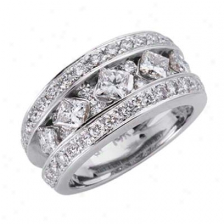 14k White Trendy 2.38 Ct Diamond Band Ring