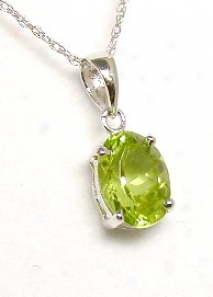 7x5 Mm Oval Peridot Solitaire Pendant