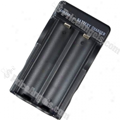 2x 18650 Digital Battery Charger