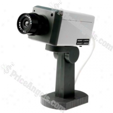 Pir Motion Activated Swivel Realistic Dummy Deco6 Security Camera With Blinking Led