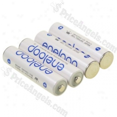 Rechargeabe 1.2v 800mah Aaa Hr-4utga Batteries (4 Pieces Pack)