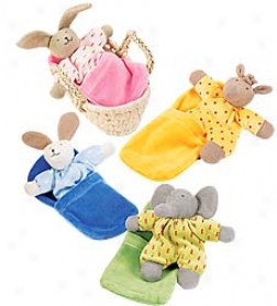 Dimple Animal With Basket And Fleece Blanket Set