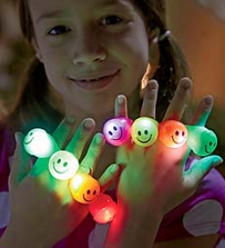 Set Of 8 Smiley Confront Light-up Flashing Rints