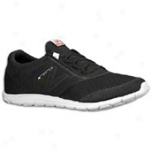 New Balance 735 - Mens - Black