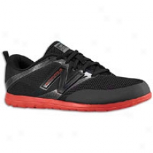 New Balance Minimus Trainer - Mens - Black/red