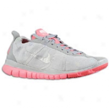 Nike Frse Tr Twist - Womens - Wolf Grey/bright Mango/steealth/summit White