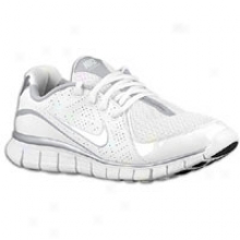 Nike Free Walk + - Womens - White/metallic Silver