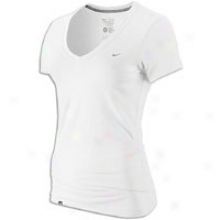 Nike Solid Swoosh V-neck S/s T-shirt - Womens - White