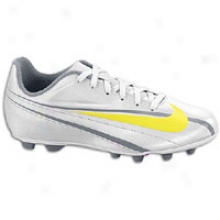 Nike Swift Fg - Big Kids - Metallic Platinum/cool Grey/high Voltage